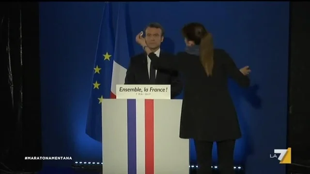 Macron, i ritocchi prima del discorso della vita