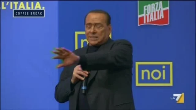 Berlusconi: i servizi sociali sono un'umiliazione