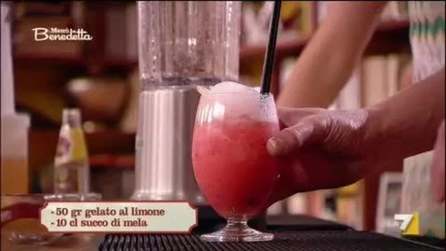 Drink dolce amaro e dissetante