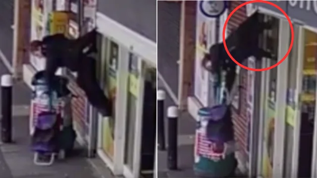 La serranda si chiude e la signora viene sollevata in aria: il video incredibile dal Galles