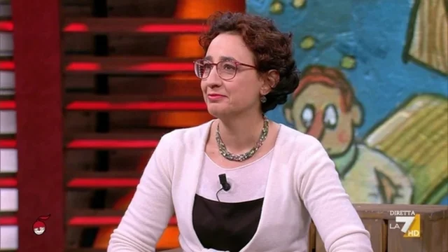 Benedetta Calandra: "In Argentina Milei vince perché ha la fiducia dei giovani nello smantellamento sociale"