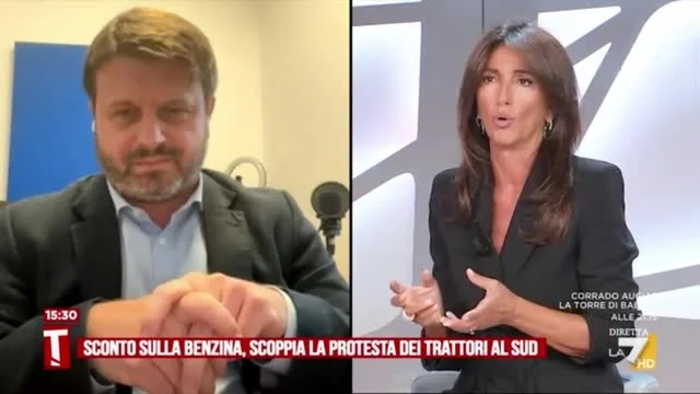 Stop al bollo auto, Sallusti: "Provvedimento di puro berlusconismo"