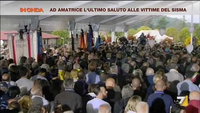 A Amatrice l'ultimo saluto alle vittime di oggi