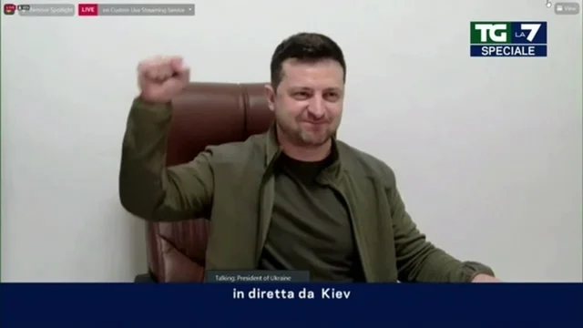 L'appello di Zelensky agli europei: "Se cade l'Ucraina, cade l'Europa: uscite e sosteneteci!"