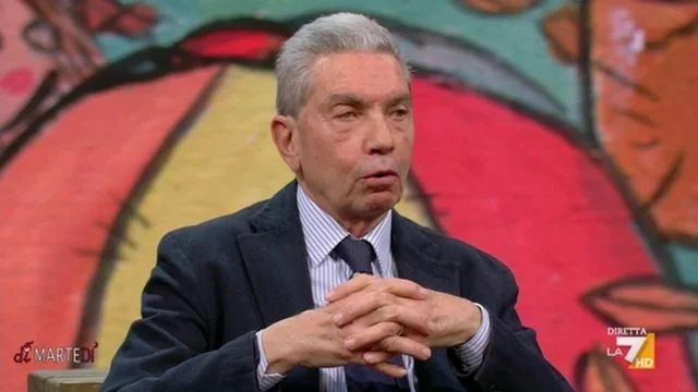 Padellaro punge le opposizioni: "Ho un sospetto, lo dico con malizia..."