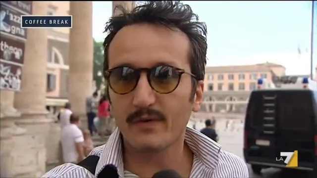 Raccolta firme contro i vitalizi ai mafiosi