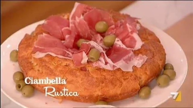 Ciambella Salata con Prosciutto