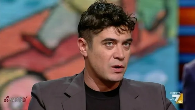 Scamarcio: "La destra distrugge un po' la cultura, ci sono riusciti"