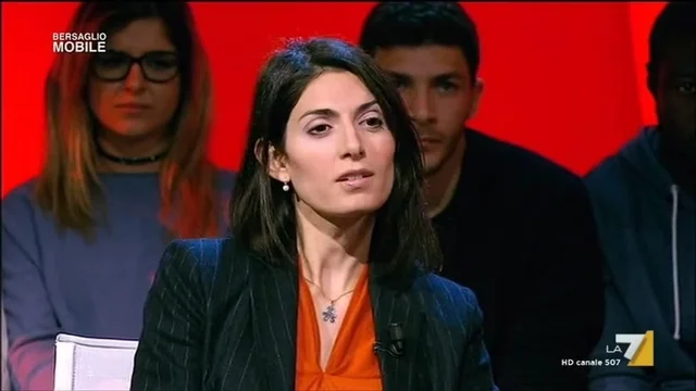 Raggi: 'Dimissioni? Non posso dire di non averci pensato. Romeo modifichi il beneficiario'