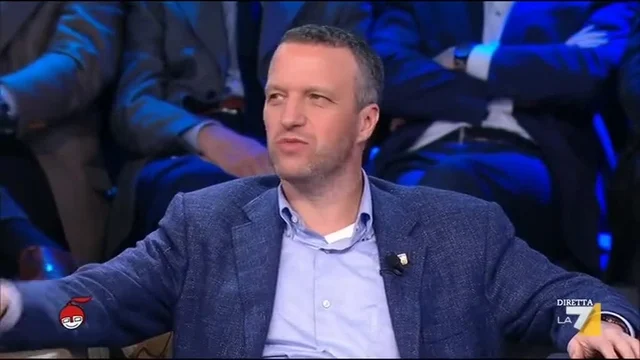 Scontro Fedeli-Tosi su enti locali e costi della politica