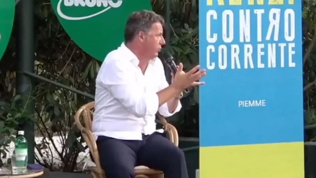 Reddito di cittadinanza, Renzi attacca: "Basta buttare soldi per i navigator"
