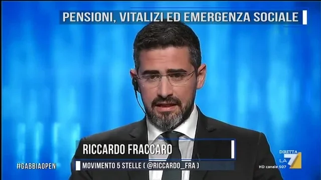 Fraccaro (M5S): 'Consiglieri trentini hanno finto di togliersi il vitalizio ma se lo sono intascato in anticipo'