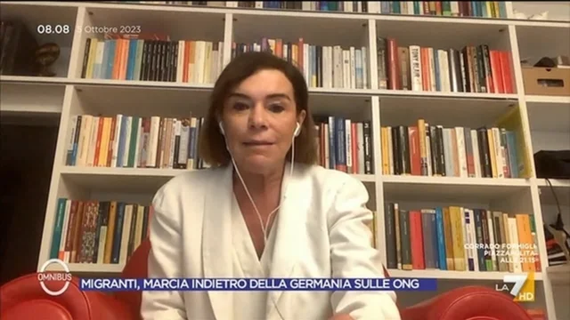 Migranti, marcia indietro della Germania sulle ONG - Omnibus, 05/10/2023