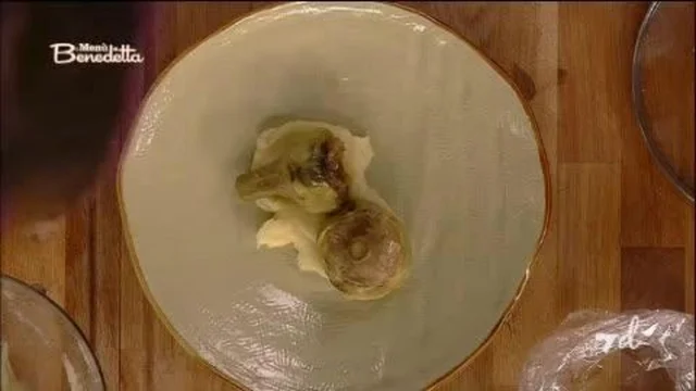 Carciofi con Acciughe e Patate
