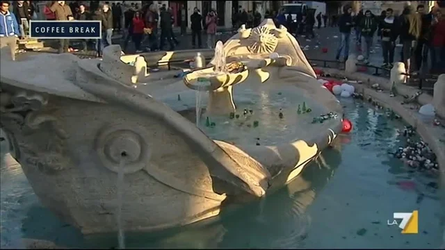 La tifoseria olandese oltraggia il cuore della Città Eterna