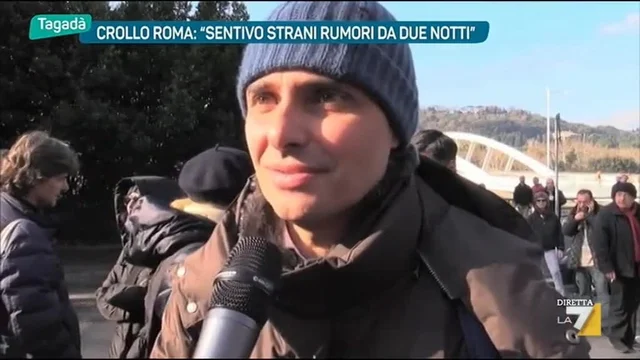 Crollo Roma:'Sentivo strani rumori da due giorni'