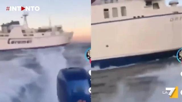 Napoli, motoscafo taglia la strada a un traghetto nel canale di Procida: “Scena folle”