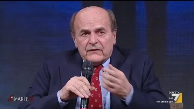 Sanatoria migranti, Bersani: "Ritengo assurdo che si accetti l'idea che ci siano 600mila fantasmi in Italia"