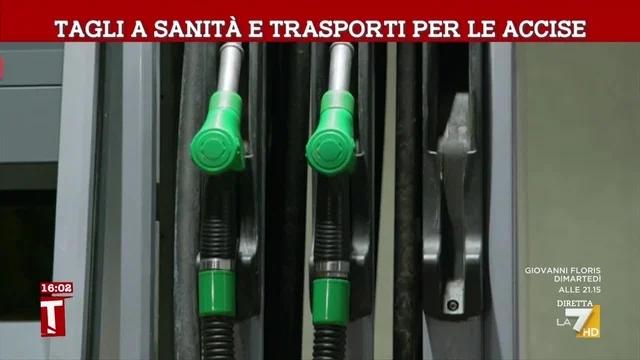Tagli a sanità e trasporti per le accise