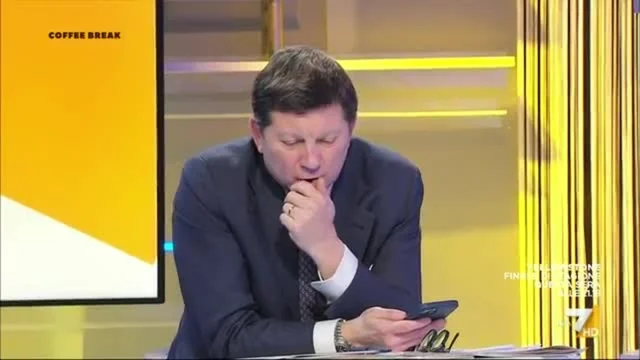 La notizia in diretta: "Silvio Berlusconi è morto", la reazione in studio