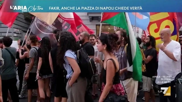 Fakir, anche la piazza di Napoli chiede verità