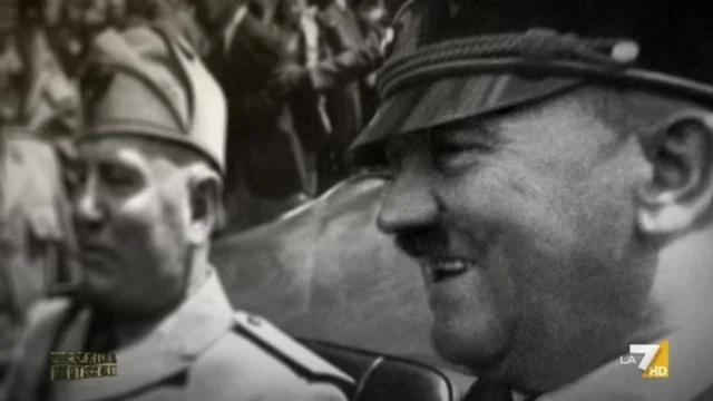 È il 3 maggio 1938, Adolf Hitler arriva in Italia in visita a Roma per incontrare Benito Mussolini