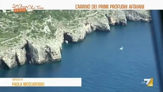 L'arrivo dei primi profughi afghani