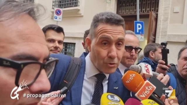 Roberto Vannacci e la fiducia al Governo: “È come quando tua moglie cucina la trippa”