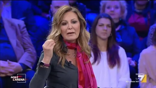 Lo scontro tra Rosario Crocetta (Pd) e Daniela Santanchè (FDI)