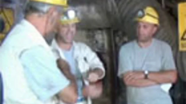 Lavoro in Italia: la disperazione degli operai di Ilva, Alcoa e Carbosulcis