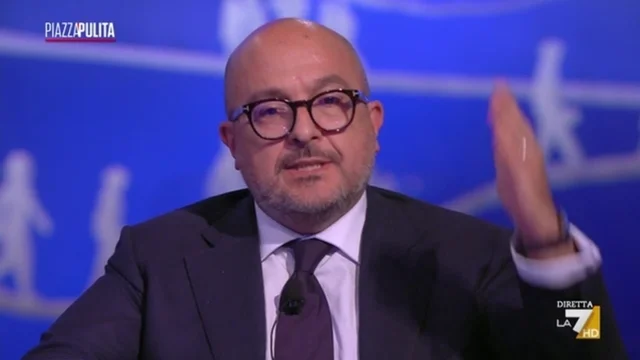 Sangiuliano: "Sono orgoglioso di 'Avanti ragazzi di Buda', l'ho cantata tantissime volte"