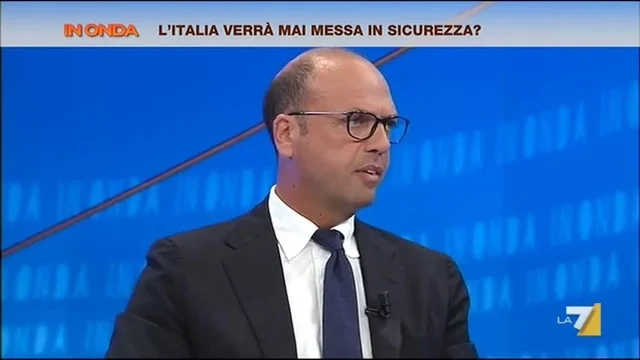 Angelino Alfano: 'già a lavoro per assicurare ricostruzione 'mafia-free' e 'mazzette-free''