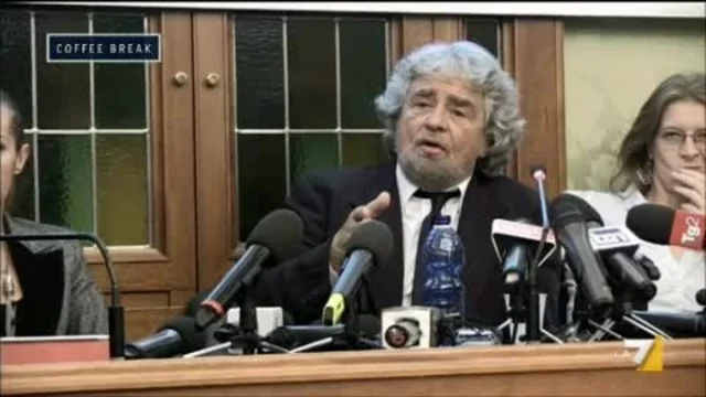 Grillo: chiederemo l'impeachment di Napolitano