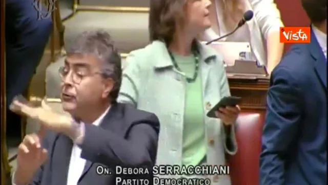 Malore per il deputato, sospesa la seduta