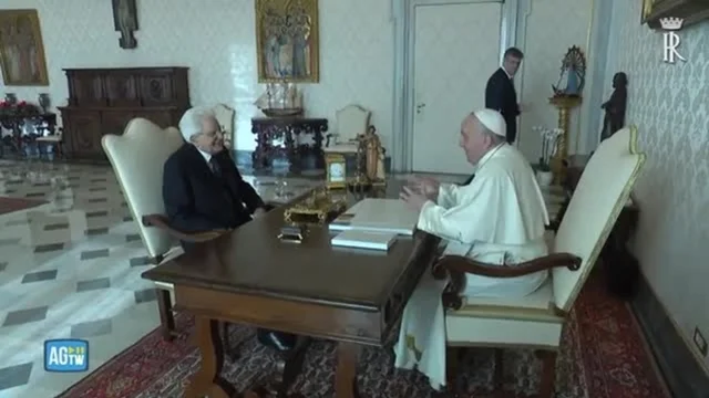 Il Presidente Mattarella incontra Papa Francesco in Vaticano: il video