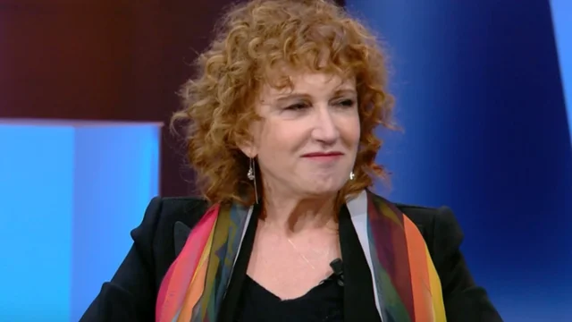 Gelosia, Fiorella Mannoia: “Non ho mai guardato telefono del mio partner”