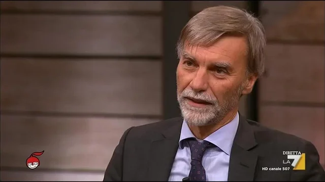 L'intervista al ministro delle Infrastrutture Delrio su Def, referendum, ponte sullo Stretto