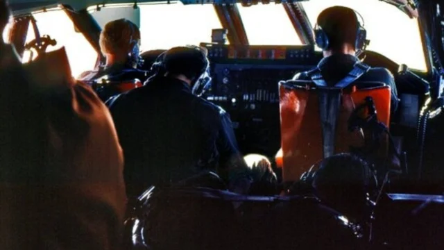 VIDEO | "Il pilota è svenuto, non ho idea di come si piloti un aereo": l'atterraggio miracoloso del passeggero