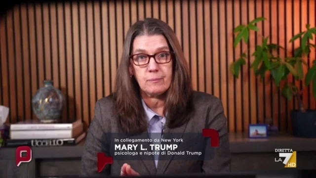 "Trump ascolta Bannon, crea il caos per distrarre l'attenzione", l'intervista a Mary L. Trump