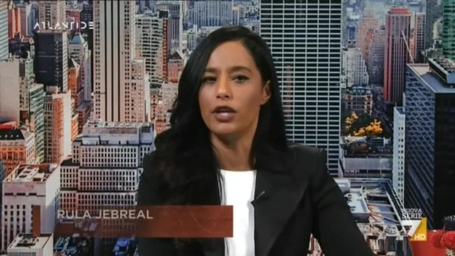 Rula Jebreal sulla presidenza Obama: "Ha cercato di dare una svolta al militarismo strutturale degli Stati Uniti"