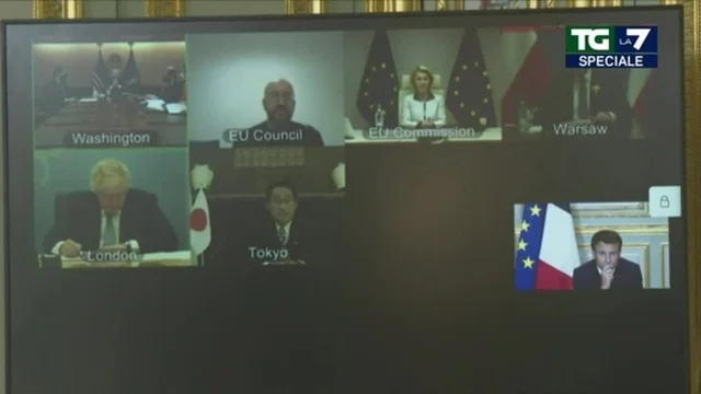 Guerra in Ucraina, videochiamata tra i leader occidentali: presente anche Draghi da casa, causa Covid