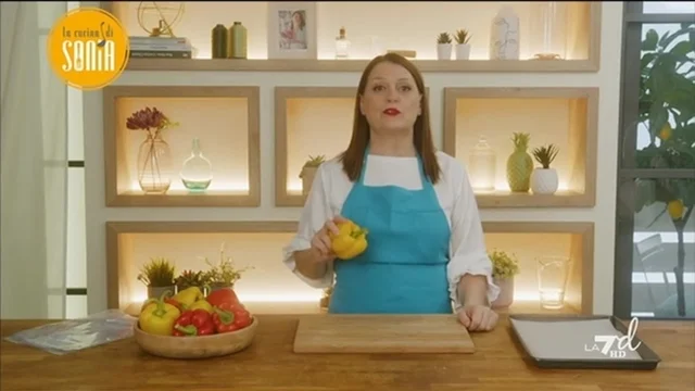 Come sbucciare i peperoni perfettamente e senza fatica