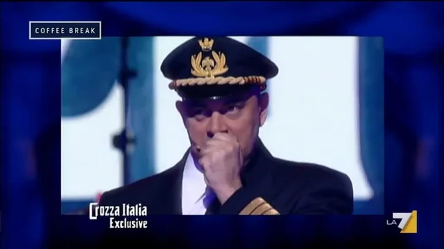 La copertina di giovedì 10 luglio: 'qui il comandante siamo in attesa dell'autorizzazione al tracollo'