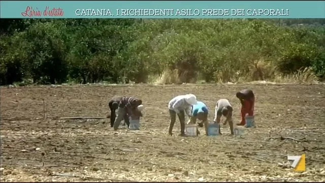 Catania, i richiedenti asilo prede dei caporali