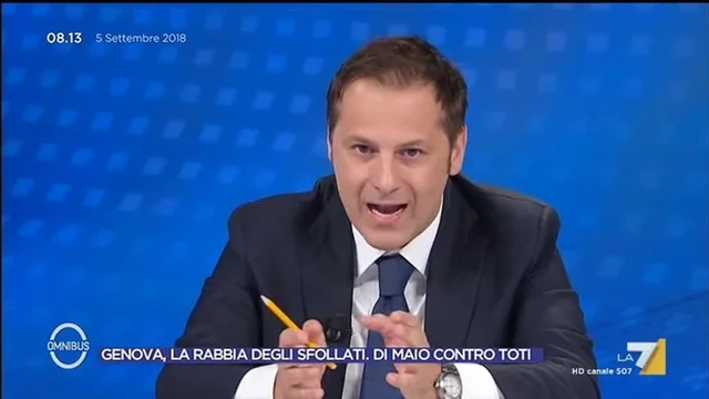 Genova, la rabbia degli sfollati. Di Maio contro Toti
