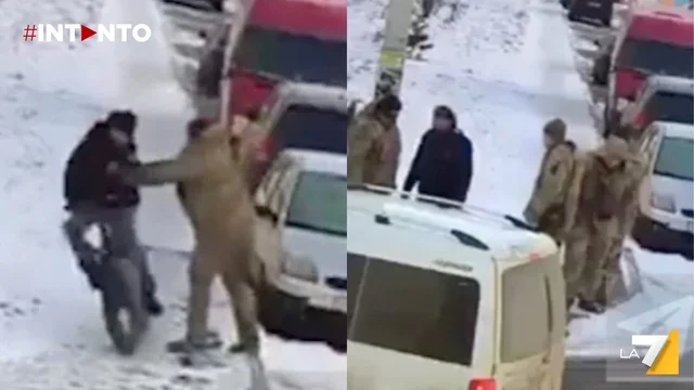Ucraina, arruolamenti forzati: il video di giovane ciclista bloccato e reclutato con la forza