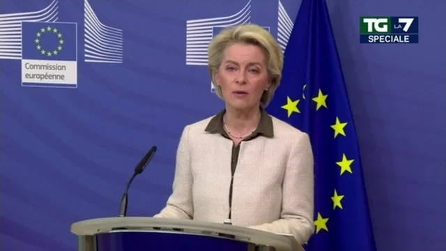 Guerra in Ucraina, la conferenza stampa di Ursula Von der Leyen: "UE chiude spazio aereo anche a jet privati. Banditi Russia Today e Sputnik. Sanzioni anche a Bielorussia"