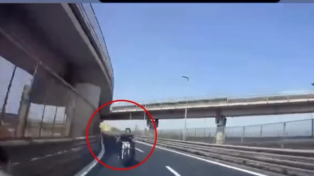 Tragedia sfiorata a Roma, moto viaggia contromano sulla Tangenziale Est