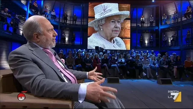 L'intervista al giornalista Antonio Caprarica sulla regina Elisabetta
