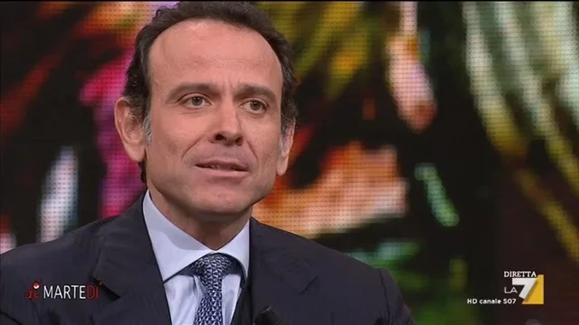 L'intervista a Marcello Minenna sul suo nuovo libro che si occupa dell'euro